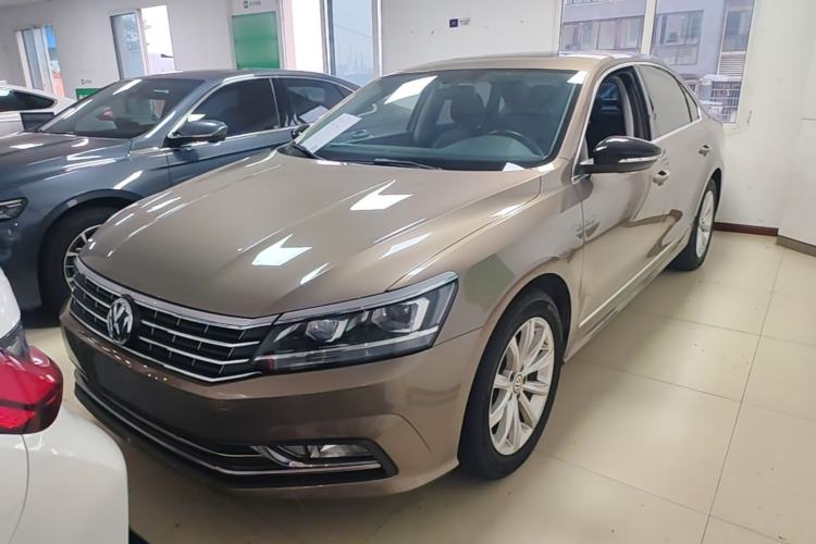 Used Volkswagen Passat 2017 330TSI DSG Luxury Edition Rear Left 45 Deg