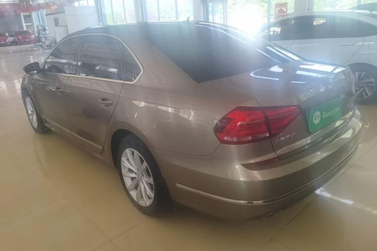 Used Volkswagen Passat 2017 330TSI DSG Luxury Edition Rear Left 45 Deg