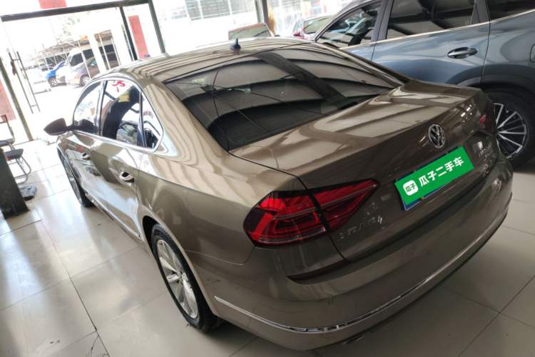 Used Volkswagen Passat 2017 330TSI DSG Luxury Edition Rear Left 45 Deg