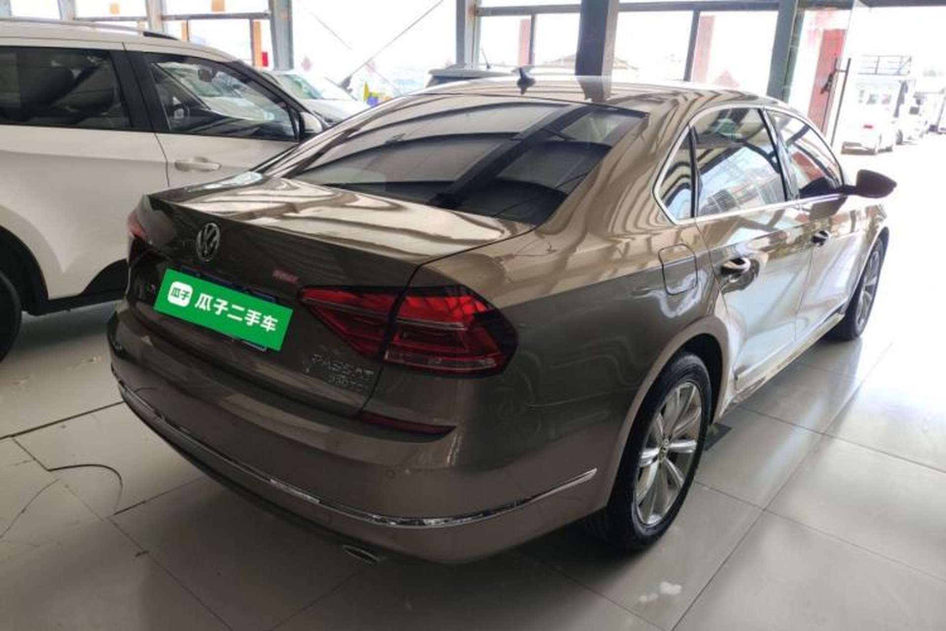 Used Volkswagen Passat 2017 330TSI DSG Luxury Edition Rear Right 45 Deg