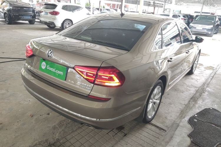 Used Volkswagen Passat 2017 330TSI DSG Luxury Edition Rear Right 45 Deg