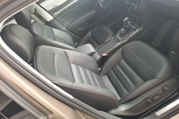 Used Volkswagen Passat 2017 330TSI DSG Prestige Edition Right Front Seat