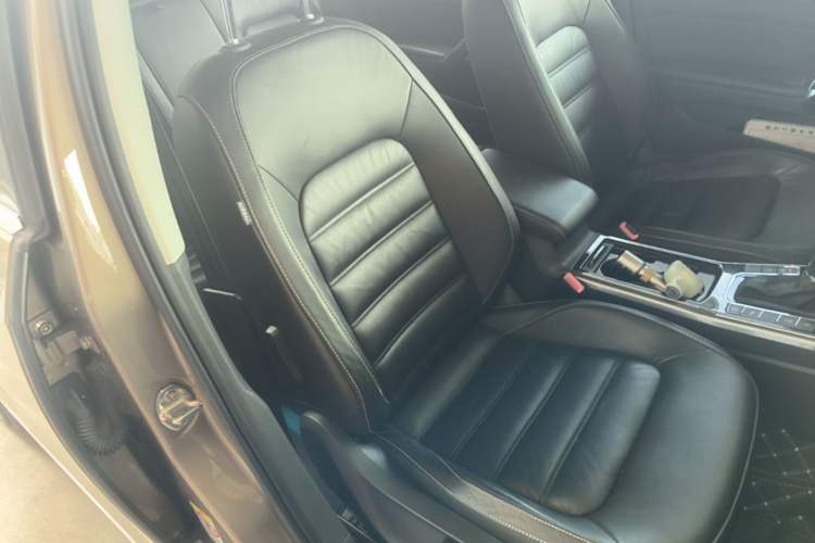 Used Volkswagen Passat 2017 330TSI DSG Luxury Edition Right Front Seat