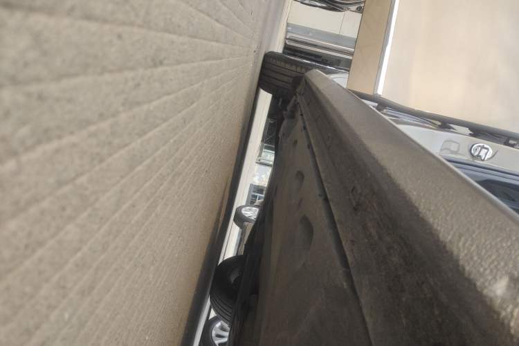 Used Volkswagen Passat 2017 280TSI DSG Luxury Edition Right Side Sill