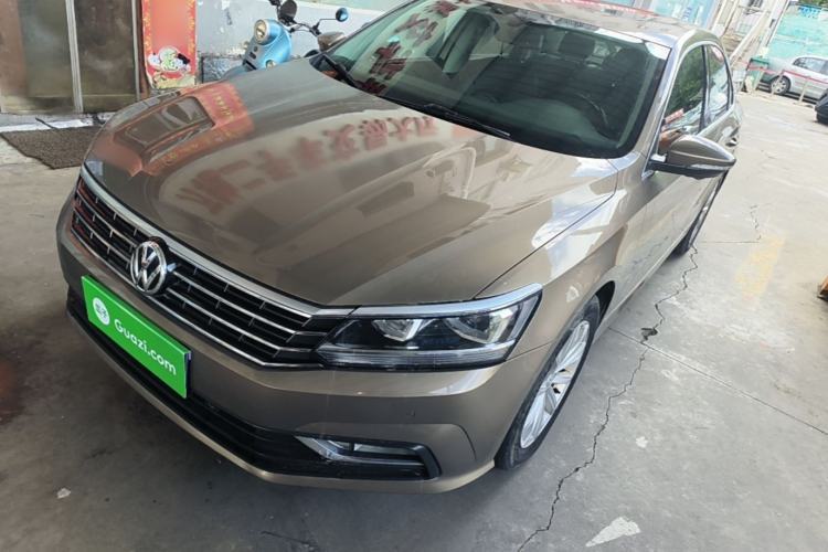 Ojetý Volkswagen Passat 2017 330TSI DSG Luxury Edition Guazi used car, China used car export, Used car for sale, Used  cars, Cheapest cars for sale