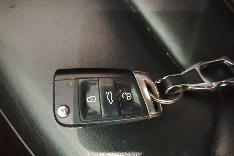 Used Volkswagen Passat 2017 280TSI DSG Luxury Edition Vehicle Key