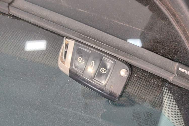 Used Volkswagen Passat 2017 330TSI DSG Prestige Edition Vehicle Key