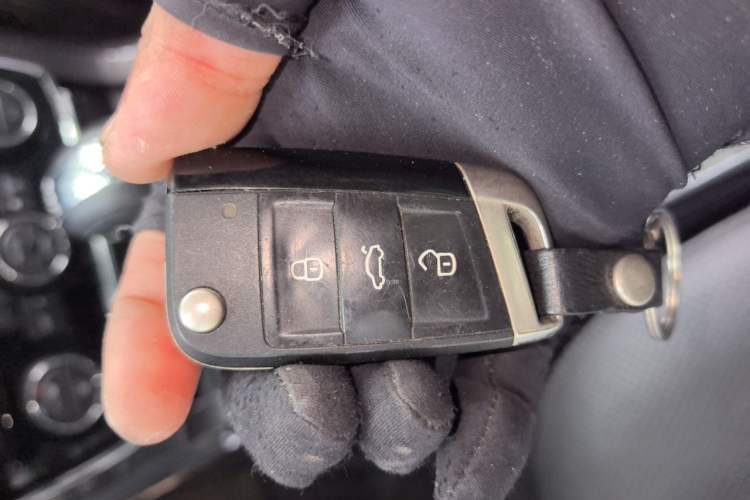Used Volkswagen Passat 2017 330TSI DSG Luxury Edition Vehicle Key