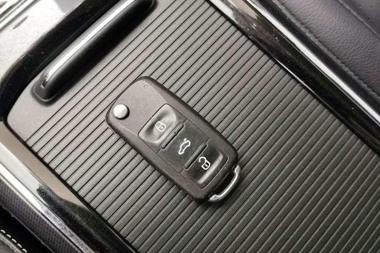 Used Volkswagen Passat 2017 330TSI DSG Prestige Edition Vehicle Key