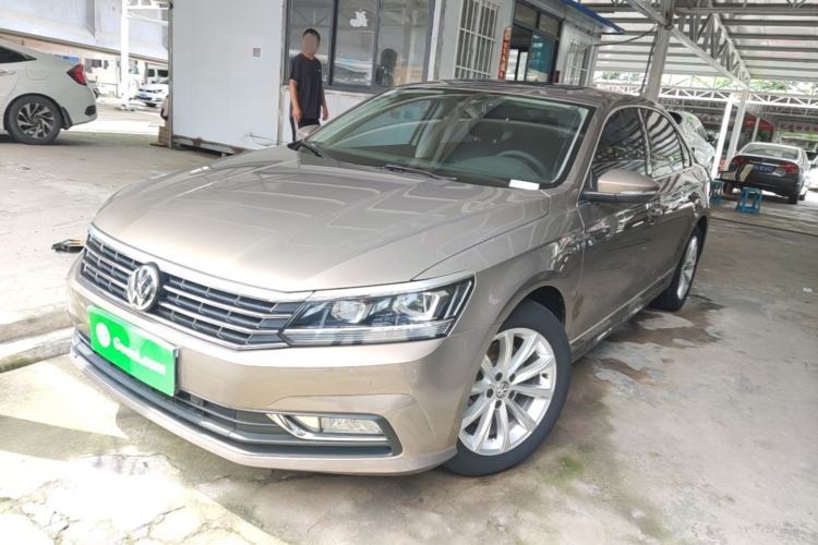 Used Volkswagen Passat 2017 330TSI DSG Luxury Edition Guazi used car, China used car export, Used car for sale, Used  cars, Cheapest cars for sale