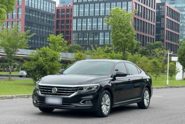 Ojetý Volkswagen Passat 2019 330TSI Elite Edition China VI
