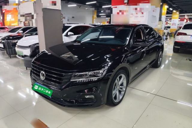 Ojetý Volkswagen Passat 2019 380TSI Luxury Edition China VI Standard