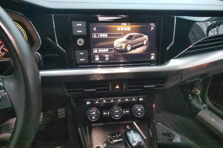 Used Volkswagen Passat 2019 330TSI Elite Edition China VI Audio And AC Panel