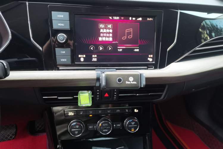 Used Volkswagen Passat 2019 330TSI Luxury Edition China V Standard Audio And AC Panel