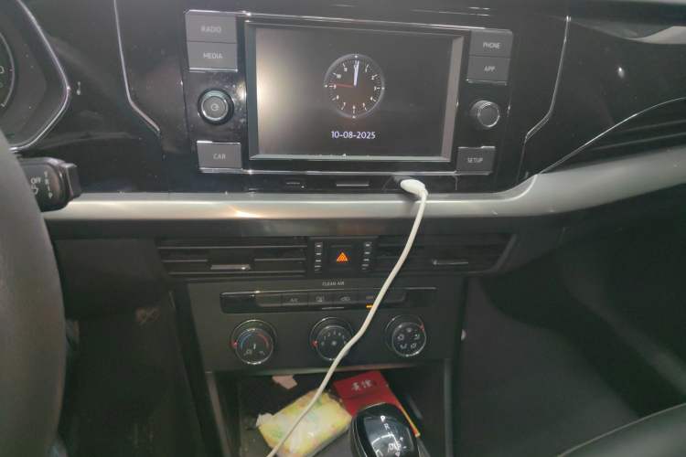 Used Volkswagen Passat 2019 280TSI Business Edition China VI Audio And AC Panel