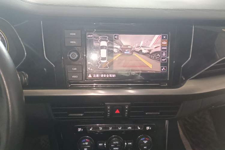 Used Volkswagen Passat 2019 330TSI Elite Edition China V Standard Audio And AC Panel