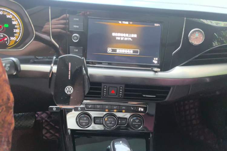 Used Volkswagen Passat 2019 330TSI Elite Edition China VI Audio And AC Panel