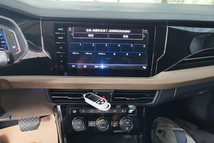 Used Volkswagen Passat 2019 330TSI Prestige Edition China V Standard Audio And AC Panel