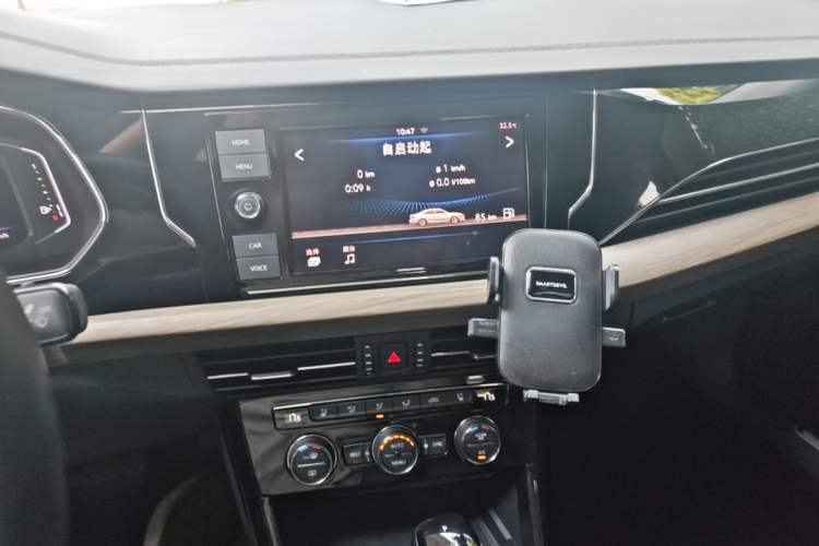 Used Volkswagen Passat 2019 330TSI Luxury Edition China V Standard Audio And AC Panel