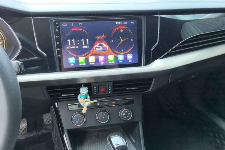 Used Volkswagen Passat 2019 280TSI Business Edition China VI Audio And AC Panel