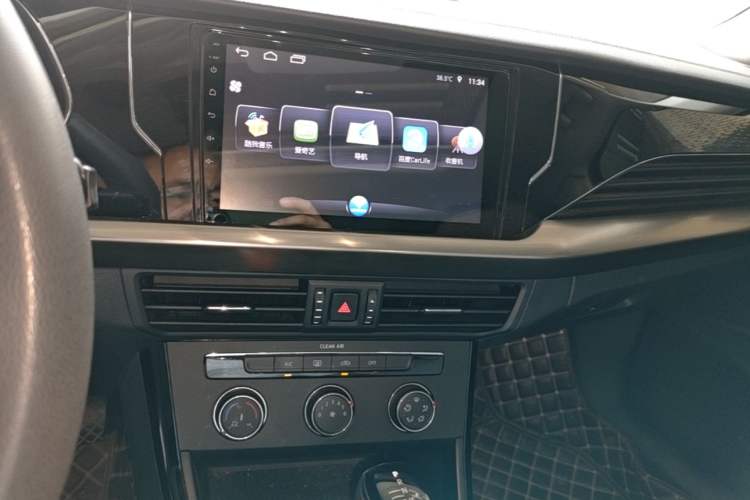 Used Volkswagen Passat 2019 280TSI Business Edition China VI Audio And AC Panel