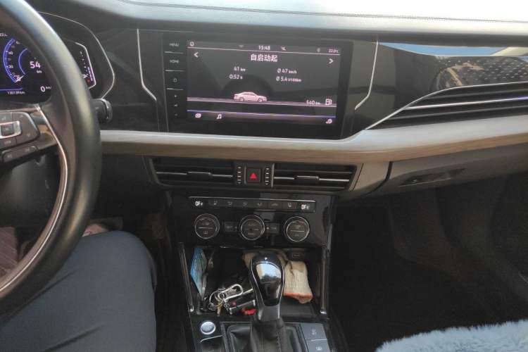 Used Volkswagen Passat 2019 330TSI Prestige Edition China V Standard Audio And AC Panel