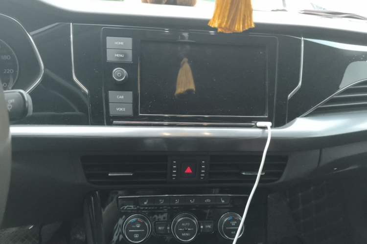 Used Volkswagen Passat 2019 280TSI Elite Edition China VI Standard Audio And AC Panel