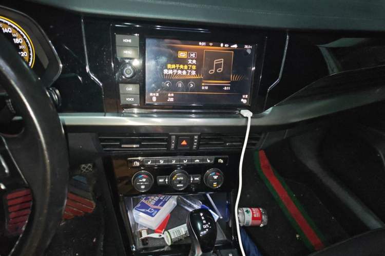 Used Volkswagen Passat 2019 330TSI Elite Edition China VI Audio And AC Panel