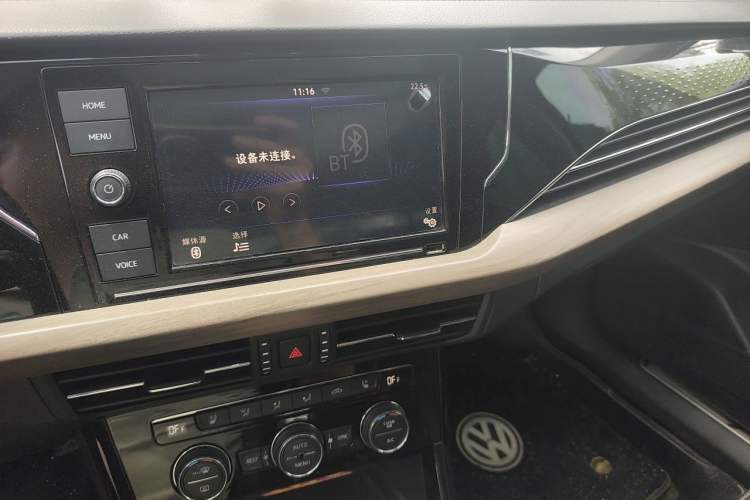 Used Volkswagen Passat 2019 330TSI Luxury Edition China VI Standard Audio And AC Panel