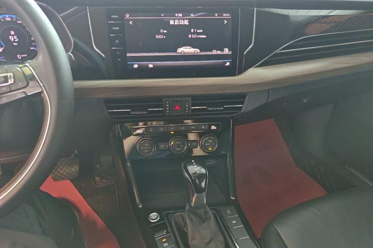 Used Volkswagen Passat 2019 330TSI Prestige Edition China V Standard Audio And AC Panel