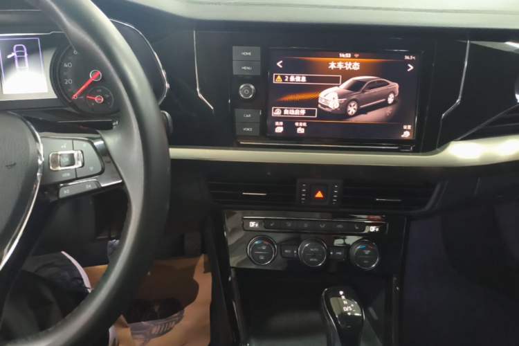 Used Volkswagen Passat 2019 330TSI Elite Edition China VI Audio And AC Panel