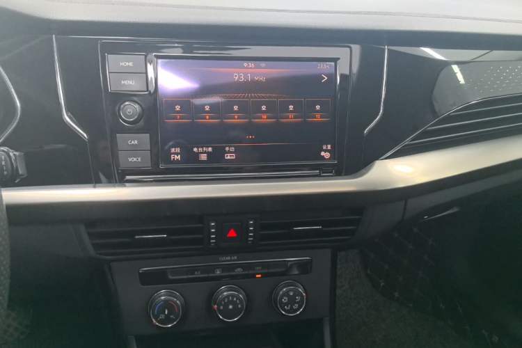 Used Volkswagen Passat 2019 280TSI Business Edition China VI Audio And AC Panel
