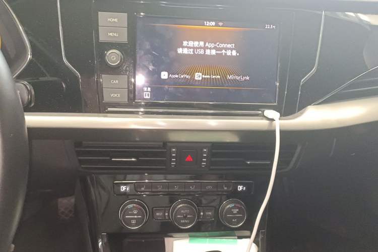 Used Volkswagen Passat 2019 330TSI Elite Edition China V Standard Audio And AC Panel