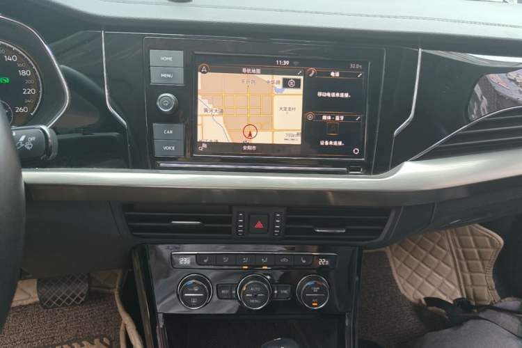 Used Volkswagen Passat 2019 330TSI Elite Edition China VI Audio And AC Panel