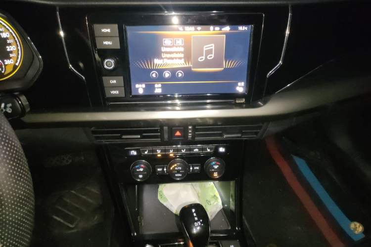Used Volkswagen Passat 2019 330TSI Elite Edition China V Standard Audio And AC Panel