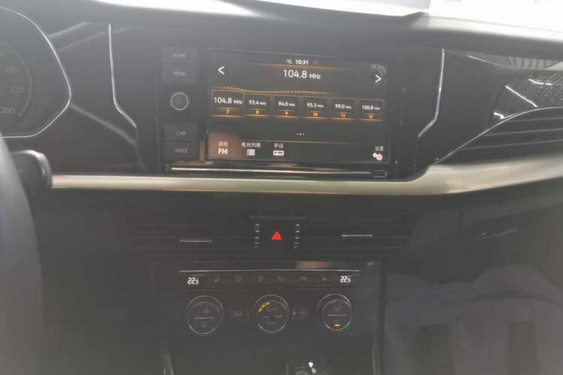 Used Volkswagen Passat 2019 330TSI Elite Edition China VI Audio And AC Panel