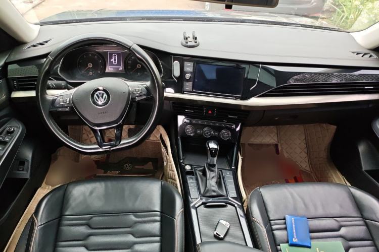 Used Volkswagen Passat 2019 330TSI Elite Edition China V Standard Center Console
