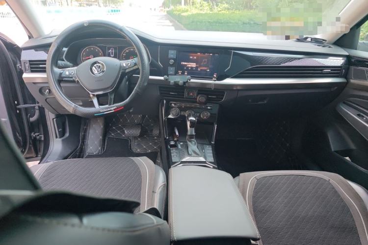 Used Volkswagen Passat 2019 330TSI Elite Edition China V Standard Center Console