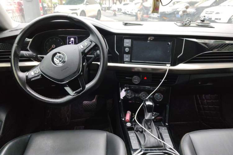 Used Volkswagen Passat 2019 330TSI Elite Edition China V Standard Center Console