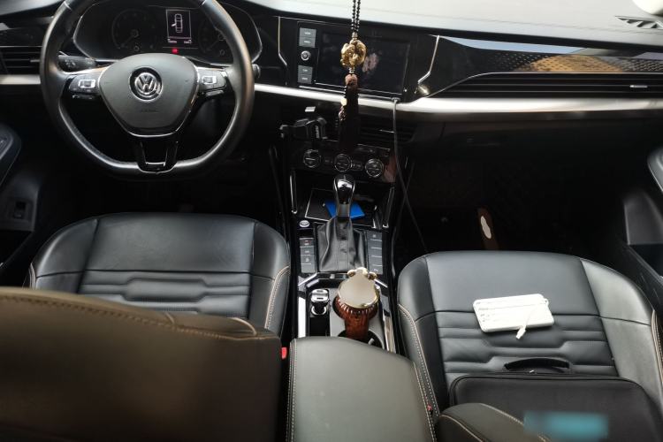 Used Volkswagen Passat 2019 330TSI Elite Edition China V Standard Center Console