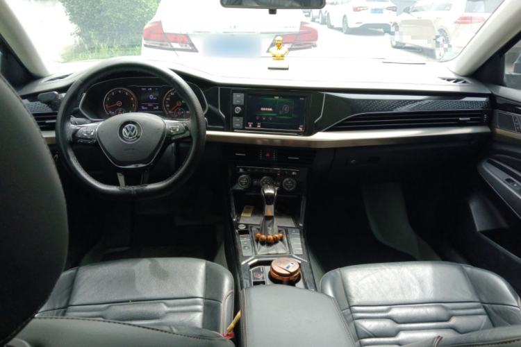 Used Volkswagen Passat 2019 330TSI Elite Edition China V Standard Center Console