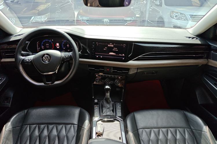 Used Volkswagen Passat 2019 330TSI Prestige Edition China V Standard Center Console