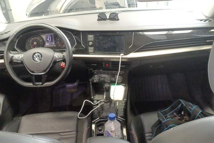 Used Volkswagen Passat 2019 330TSI Elite Edition China V Standard Center Console