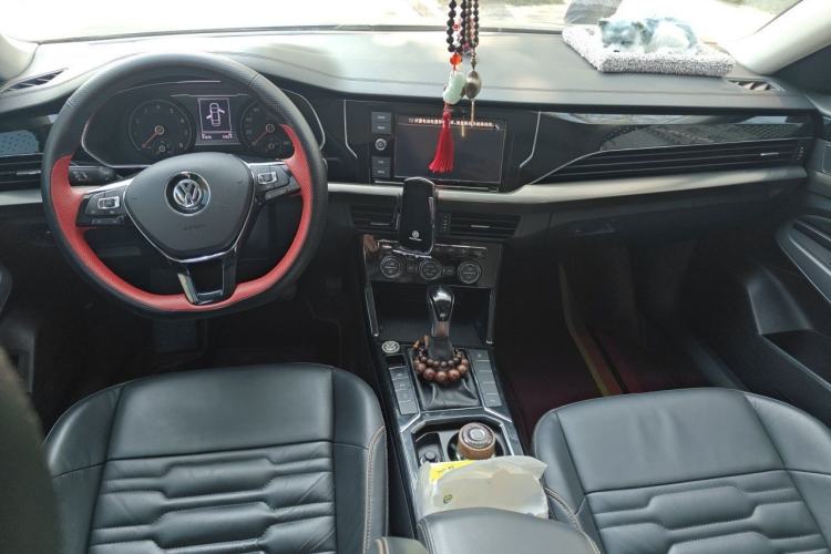 Used Volkswagen Passat 2019 330TSI Elite Edition China V Standard Center Console