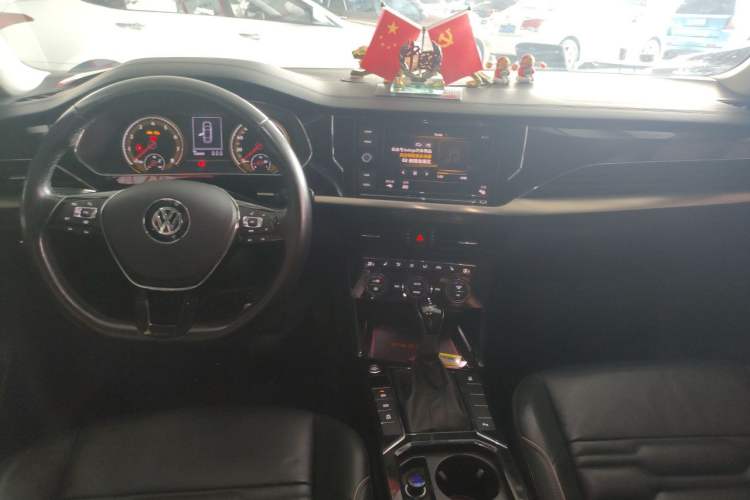 Used Volkswagen Passat 2019 330TSI Elite Edition China V Standard Center Console