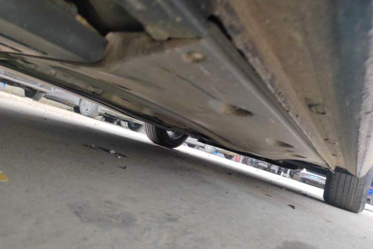 Used Volkswagen Passat  Chassis Rear Right