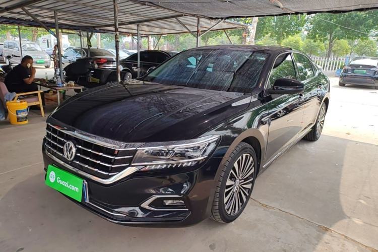 Used Volkswagen Passat 2019 330TSI Prestige Edition China V Standard Guazi used car, China used car export, Used car for sale, Used  cars, Cheapest cars for sale