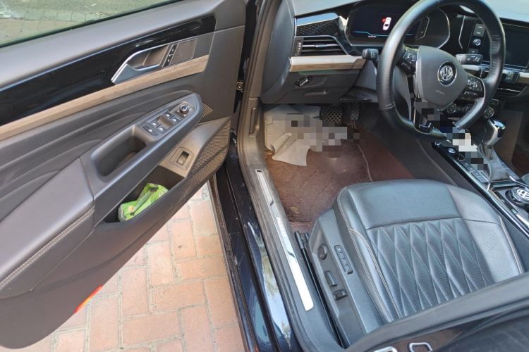 Used Volkswagen Passat 2019 330TSI Luxury Edition China V Standard Driver Seat
