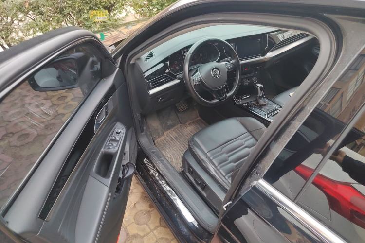Used Volkswagen Passat 2019 330TSI Elite Edition China VI Driver Seat