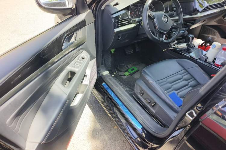 Used Volkswagen Passat 2019 330TSI Elite Edition China VI Driver Seat